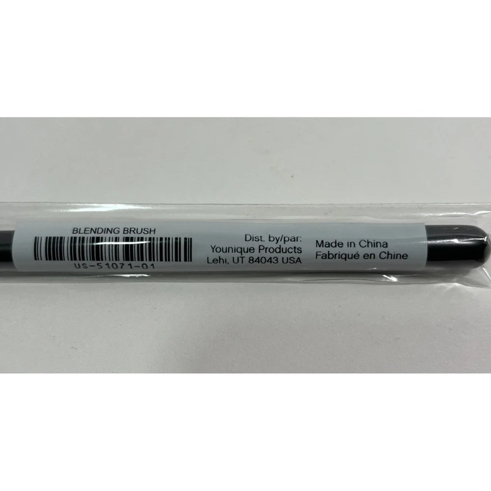 Younique Liner/Shader Brush & Blending Brush NEW